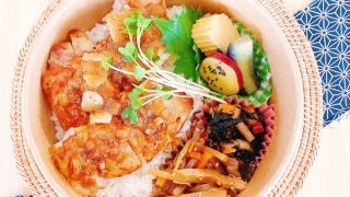 チキンステーキ オニオンガーリックソース