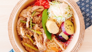 豚こま肉の焼肉丼